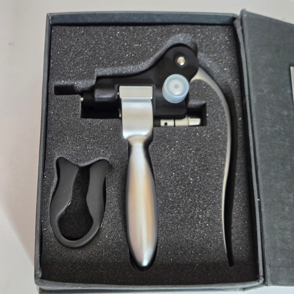 Leed's Wine Companion Bottle Opener Foil Cutter Cork Screw Box Set 1040-01SL